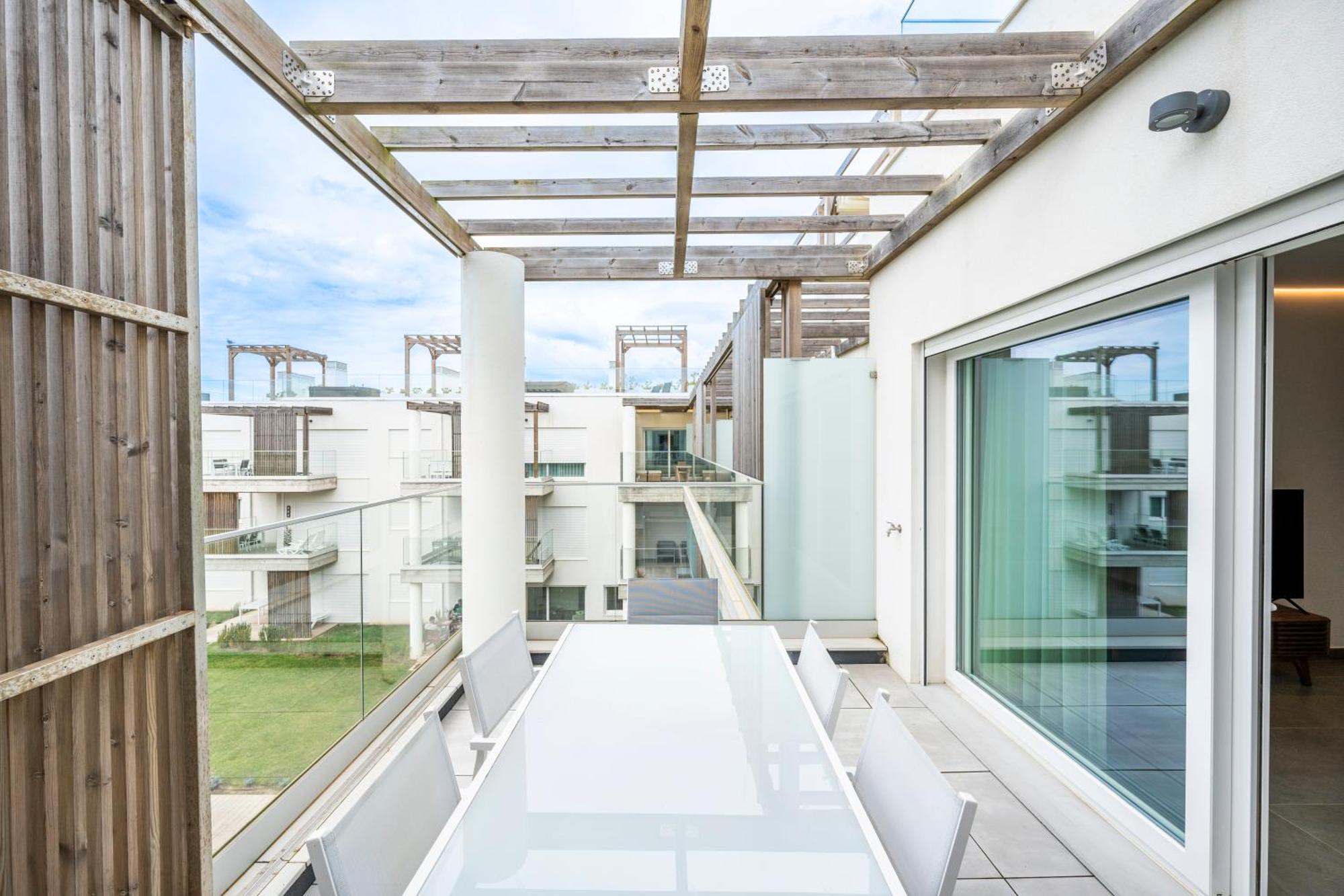 Mar A Vista - Condominium With Pool, Gym And Sea Views นาซาเร ห้อง รูปภาพ