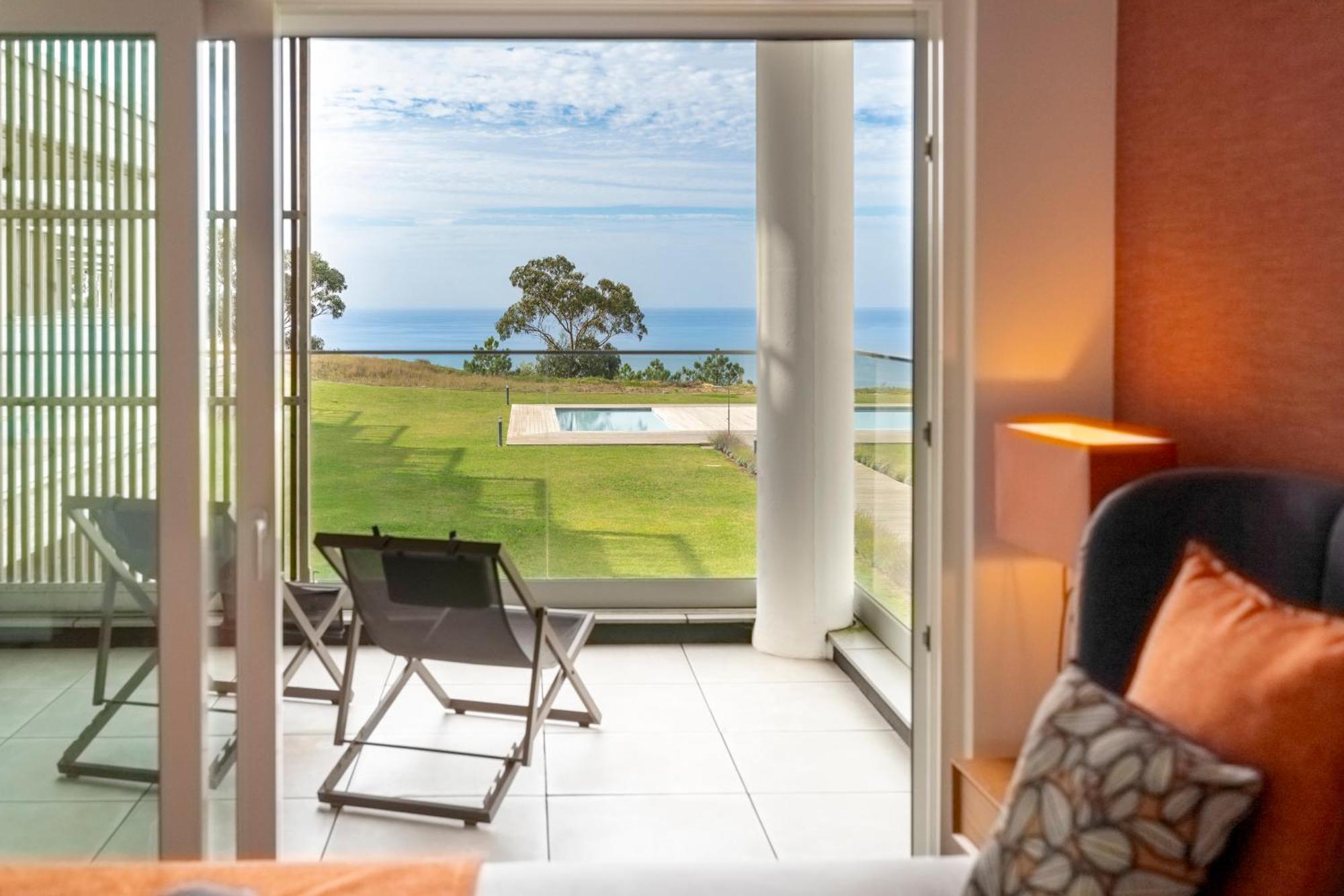 Mar A Vista - Condominium With Pool, Gym And Sea Views นาซาเร ภายนอก รูปภาพ